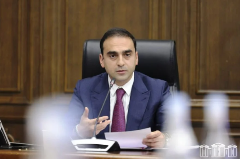 Ինչպես են գնահատում Երևանի բնակիչները քաղաքի իշխանությունների աշխատանքը. սոցհարցում