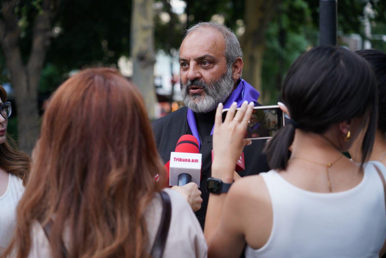 Փողոցային պայքարը միակ եղանակը չէ.Բագրատ Սրբազան