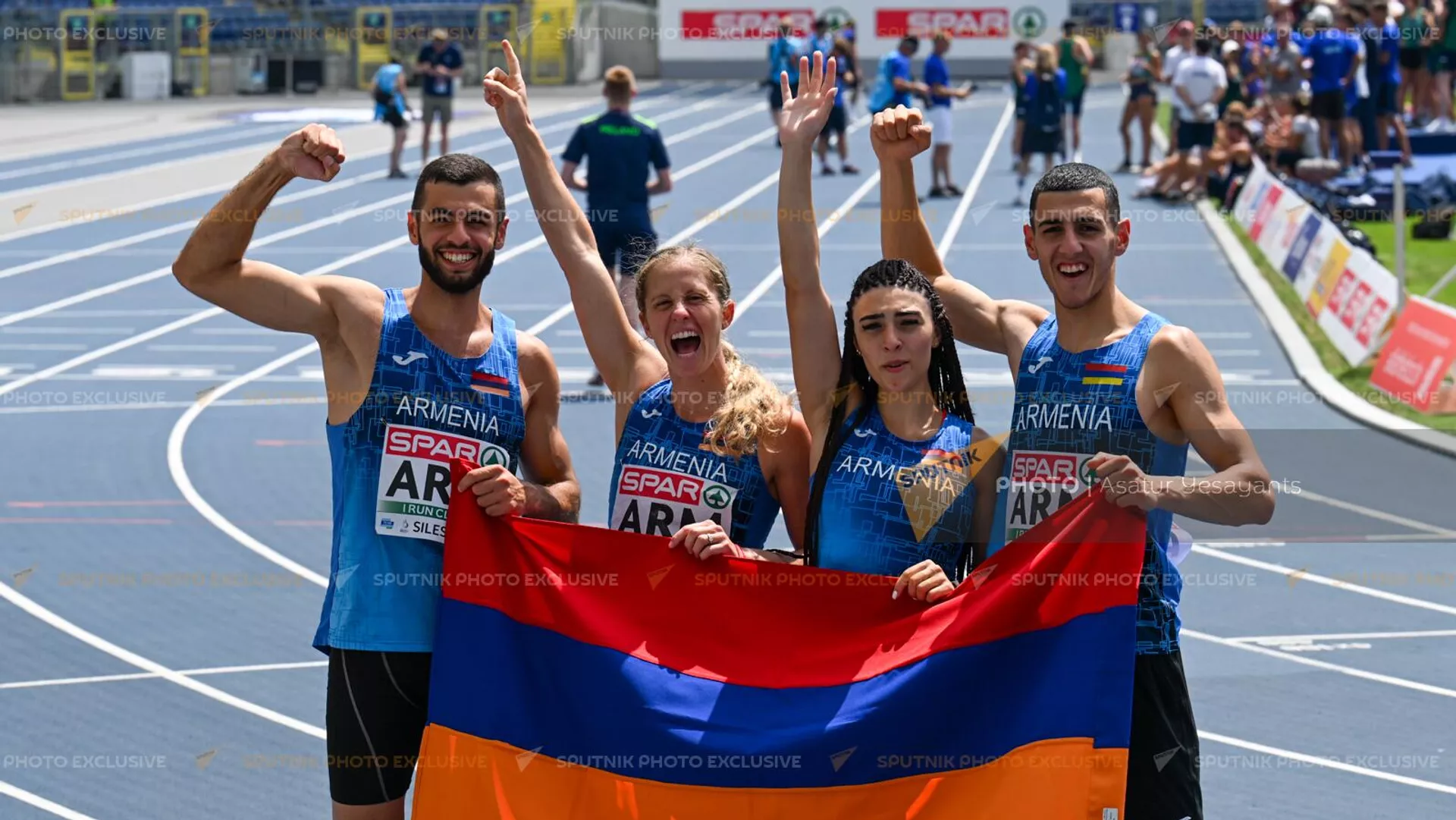 Հայաստանի ատլետների քառյակը գերազանցել է Ադրբեջանին հավաքականին