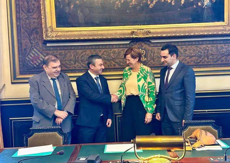 Իշխան Սաղաթելյանը հանդիպել է Բելգիայի Թագավորության խորհրդարանի արտաքին հարաբերությունների հանձնաժողովի նախագահի հետ