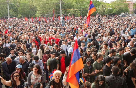 Ազատության հրապարակում արցախցիների նստացույցը շարունակվում է