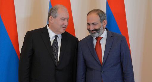 Նիկոլ Փաշինյանը ծննդյան տարեդարձի առթիվ շնորհավորել է Արմեն Սարգսյանին 