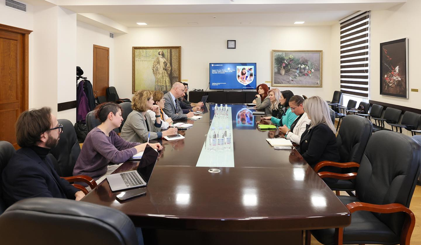 Քեմբրիջի համալսարանի ններկայացուցիչը պատրաստակամություն է հայտնել քննարկել կրթական ոլորտներում ԿԳՄՍՆ-ի հետ համատեղ ծրագրերի իրականացման հեռանկարները