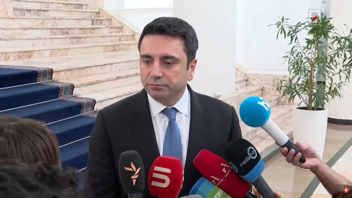 Ալեն Սիմոնյանը խոսել է անկլավների մասին