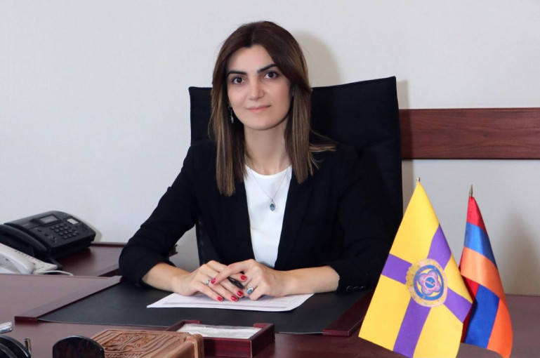 Եթե շարժվեք «շնից մազ պոկելու» սկզբունքով, մեկ այլ ընտանիք կարող է զրկվել օրվա հացից․ Էջմիածնի քաղաքապետը՝ պարենի տոպրակներ ստանալու մասին