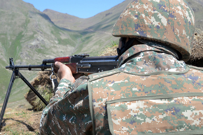 Ադրբեջանի ԶՈՒ-ն կրակել է հայկական դիրքերի ուղղությամբ. ծավալվել է կարճատև փոխհրաձգություն