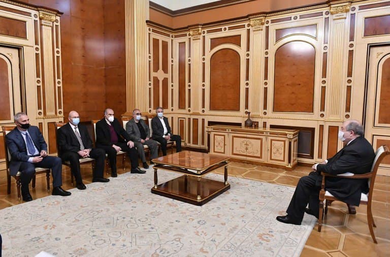 Արմեն Սարգսյանն հանդիպել է Ազգային-ժողովրդավարական բևեռի խորհրդի անդամների հետ
