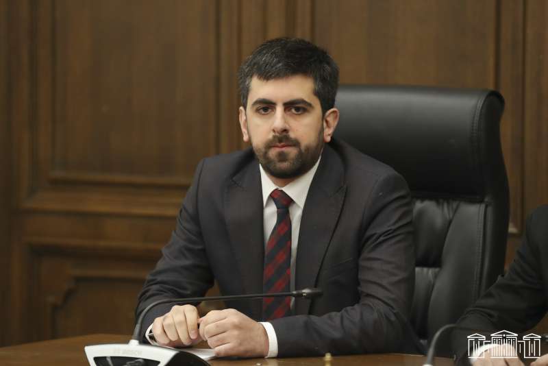 «Արտաքին ուժերի ներգրավման մասին հայտարարությունն անհեթեթություն է». Խանդանյան