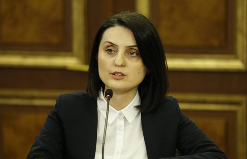 Իմ ազգականներից որևէ մեկը նախարարությունում չի աշխատում. Բաթոյան