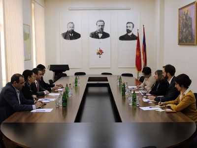 Լին Թրեյսին արժևորել է ԱՄՆ դեսպանատան հարաբերությունները ՀՅԴ-ի հետ
