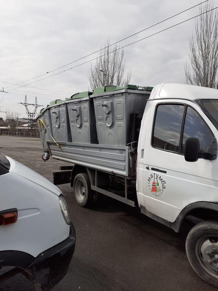 Քաղաքապետարանը սկսել է 1000 մետաղե աղբամանների տեղադրումը