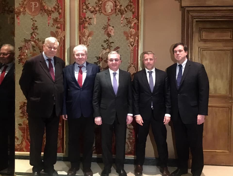 Զոհրաբ Մնացականյանը Ժնևում հանդիպեց ԵԱՀԿ Մինսկի խմբի համանախագահների հետ