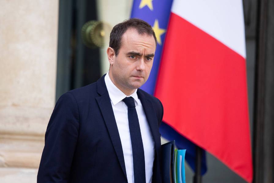 Ֆրանսիայի պաշտպանության նախարարը չխոսեց «աշխարհաքաղաքական մեծ խնդիրների մասին»՝ ՌԴ ազդեցության համատեքստում
