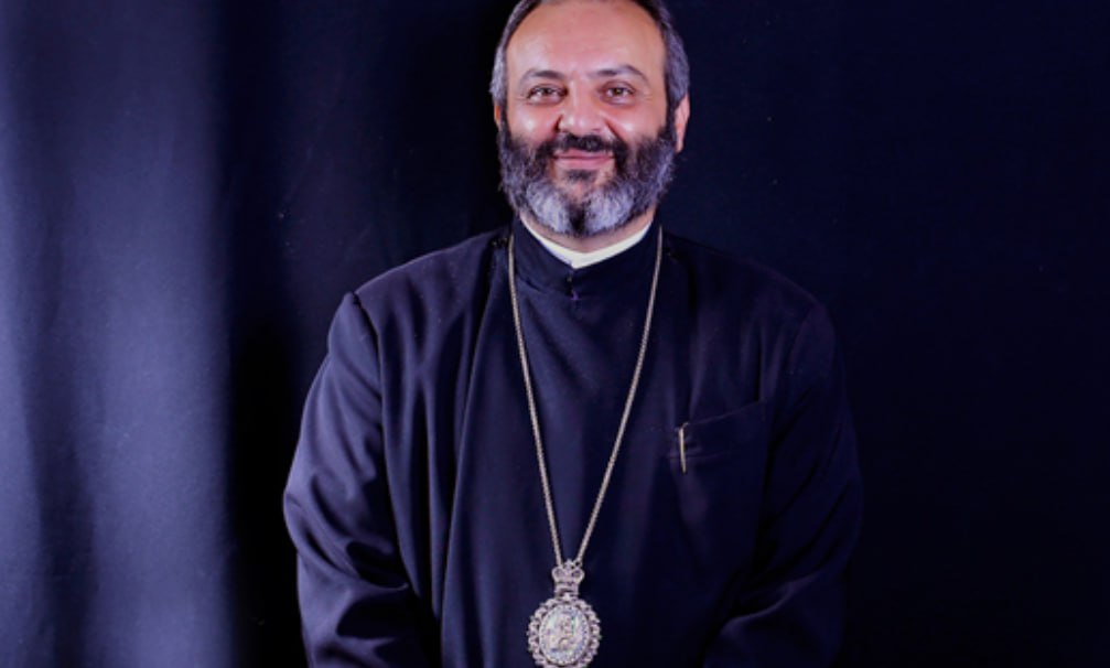 Բագրատ Սրբազանը հայցադիմումներ է ներկայացրել Առողջապահության նախարարի ու ևս 5 անձի դեմ