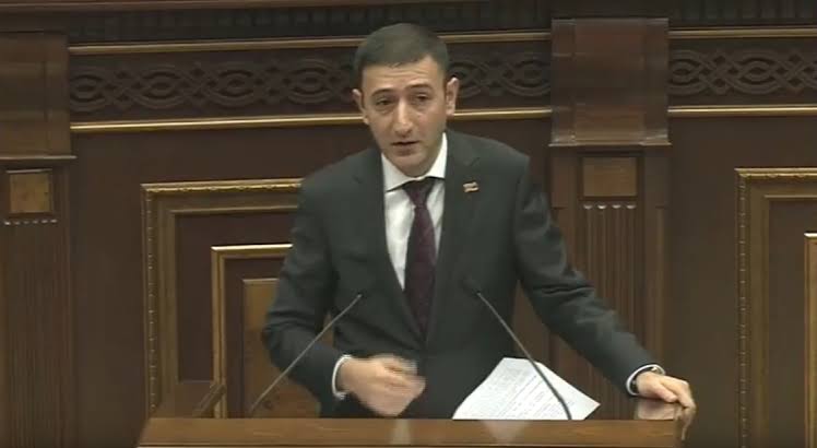 Բաբկեն Թունյանը՝ իր և նախկին վարչապետ Կարեն Կարապետյանի հարաբերությունների մասին