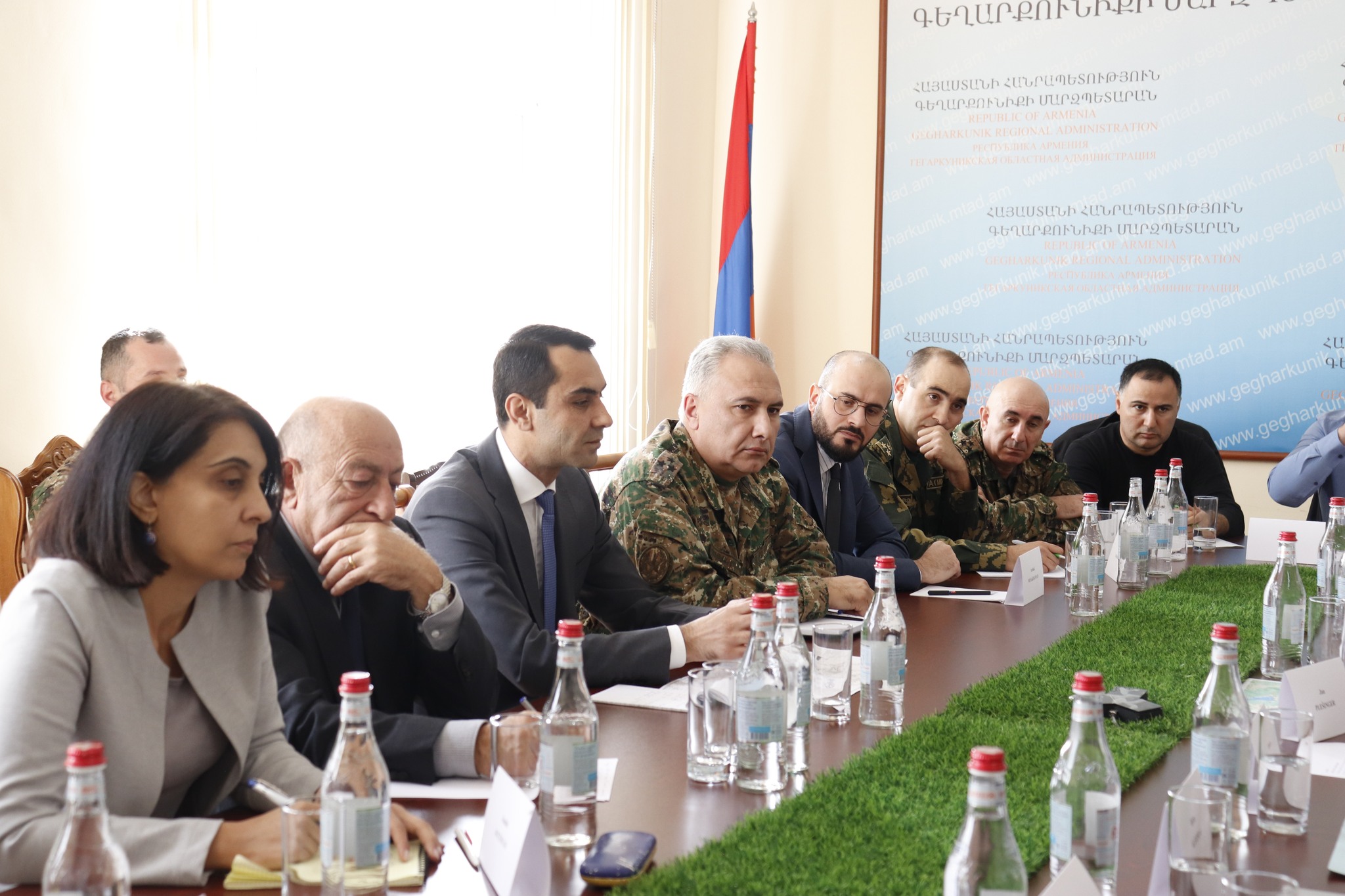 Մարզպետը ԵՄ տեխնիկական գնահատման առաքելության անդամներին է ներկայացրել ադրբեջանական ագրեսիայի թողած հետեւանքները Գեղարքունիքի բնակավայրերում