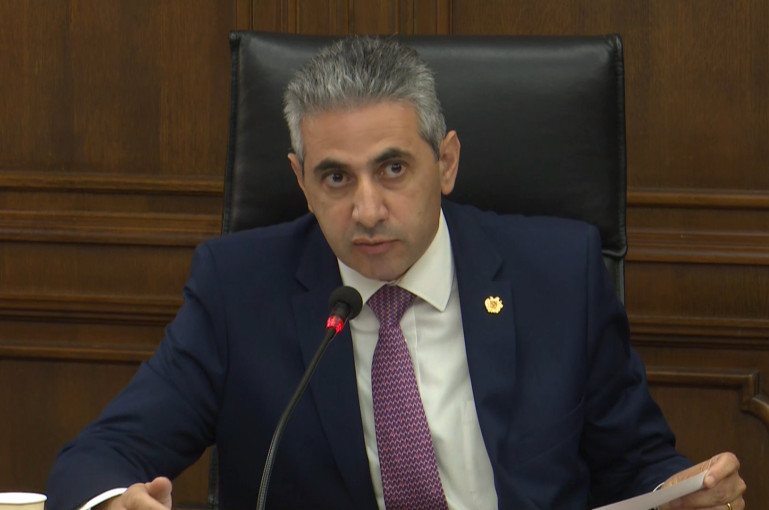 Լեհաստանում ՀՀ նախկին դեսպան Էդգար Ղազարյանն ընդունվել է ՀՀ ԳԱԱ մագիստրատուրա