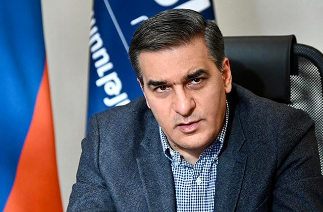 Գլխավոր խնդիրն այն, որ խնդիր լուծող չունենք․ Արման Թաթոյան