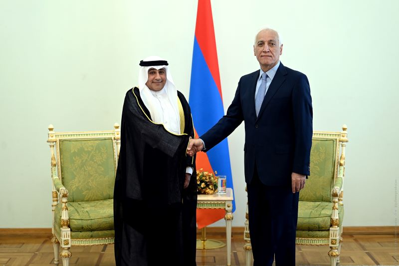 Նախագահ Վահագն Խաչատուրյանին իր հավատարմագրերն է հանձնել Հայաստանում Քուվեյթի Պետության նորանշանակ դեսպանը