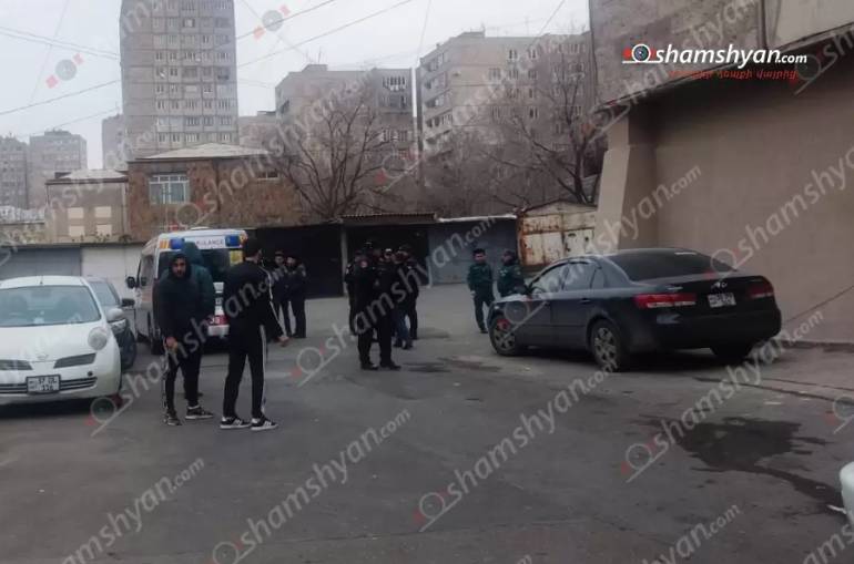 Երևանում 16–ամյա քաղաքացին սպառնացել է իրեն ցած նետել շենքի14–րդ հարկից