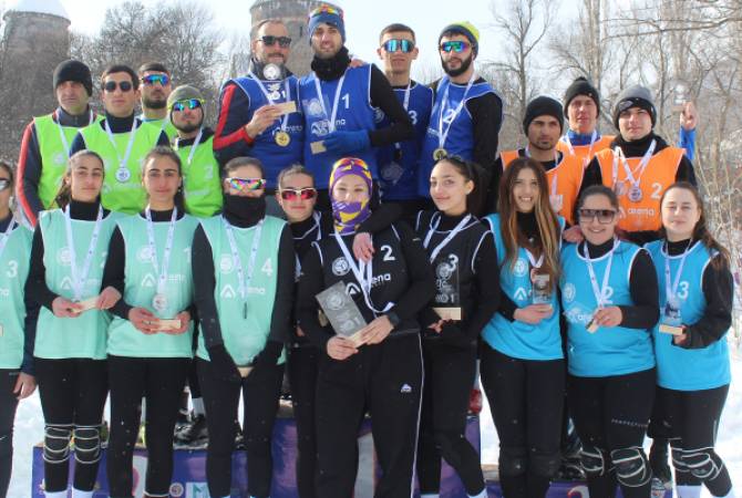 Ծաղկաձորում անցկացվել է ձյան վոլեյբոլի Հայաստանի տղամարդկանց և կանանց առաջնությունը