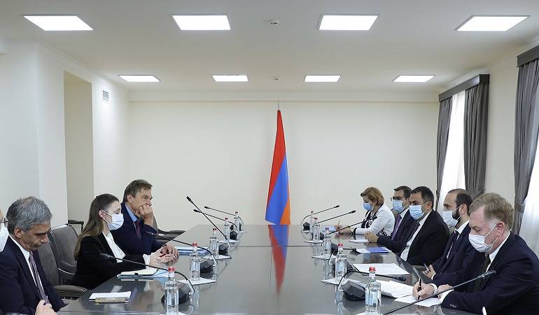 Միրզոյանը բարձր է գնահատել պատերազմի ժամանակ ԵԽԽՎ մոնիտորինգի հանձնաժողովի համազեկուցողների՝ ռազմական գործողությունների դադարեցման կոչերը