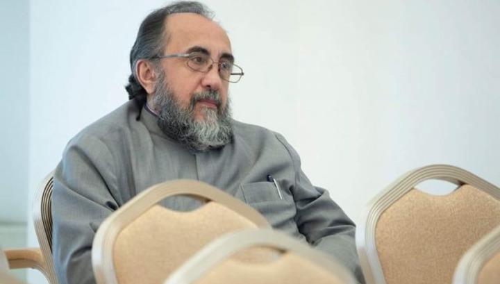 Միքայել Սրբազանը պետք է արդարացվի և ազատ արձակվի. դատական նիստը կշարունակվի վաղը