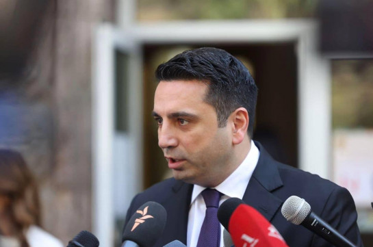 Գնդակը շատ վաղուց ադրբեջանական դաշտում է, մենք սպասում ենք. Ալեն Սիմոնյանը՝ խաղաղության պայմանագրի մասին