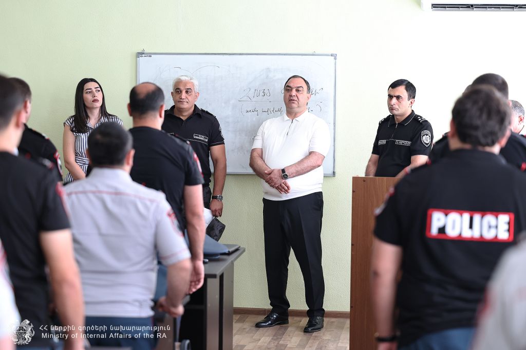 Վահե Ղազարյանը ստուգել է՝ ինչպես են սովորում ապագա պարեկները