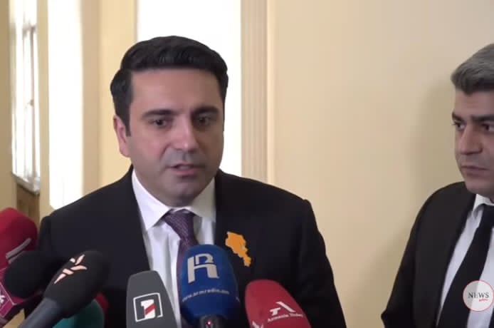 «Արմենը ոչ մի տեղ չի գնացել»․ Ալեն Սիմոնյանը մեկնաբանել է ԱԽ քարտուղարի պաշտոնից Գրիգորյանի հրաժարականը