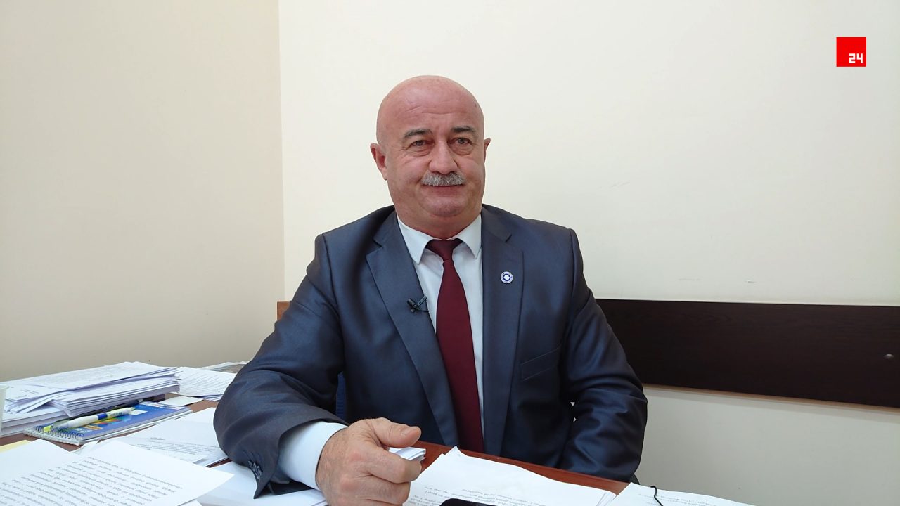 «Կարող են կանգնեցնել վարչապետի ավտոշարասյունը, և այն 200 հոգին, որ վխտում են քաղաքում, իրացնեն իրենց սև գործը՝ սպանեն վարչապետին». Աղազարյան