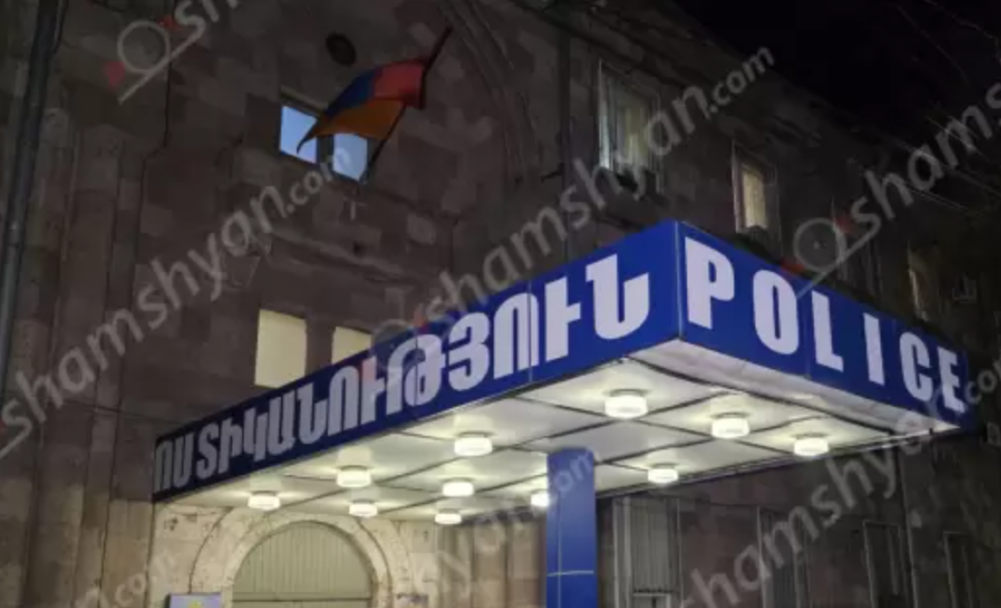 Երևանի տներից մեկի բակում հայտնաբերվել է 15-ամյա տղայի մարմին