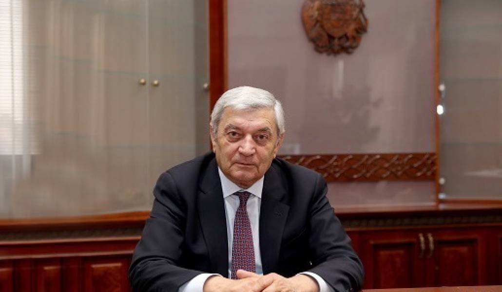 ԱԻ նախկին նախարար Ֆելիքս Ցոլակյանը սրտի կաթված է ստացել