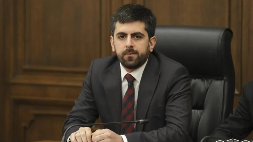 Տրամաբանական չի լինի, որ ստորագրվի խաղաղության պայմանագիրը, և ՀՀ քաղաքացիները լինեն գերեվարության մեջ. Խանդանյան