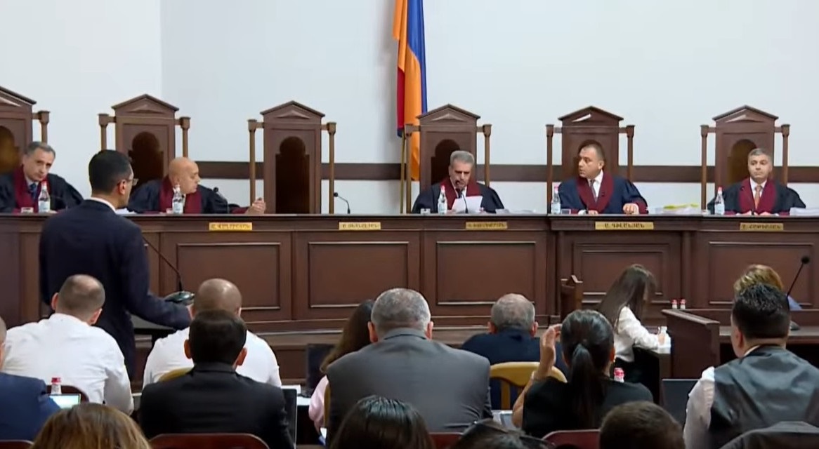 ՍԴ-ում ԱԺ ընտրությունների արդյունքները վիճարկող գործի քննությանը քաղաքական ուժերի ներկայացուցիչները հանդես են եկել միջնորդություններով