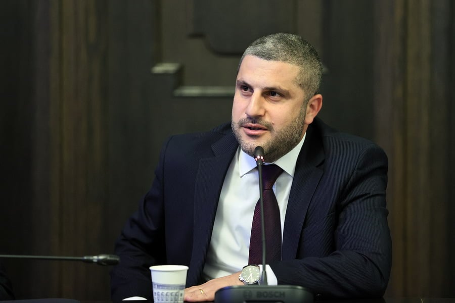 Փոխքաղաքապետի անունով WhatsApp-ին նամակներ են գալիս․ զգուշացում