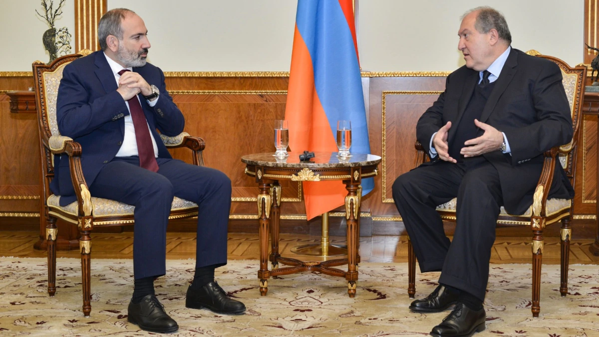Премьер-министр Армении посетил президента