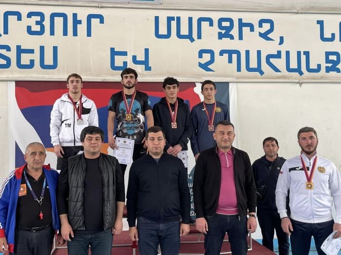 Ազատ ոճի ըմբշամարտի Հայաստանի երիտասարդական առաջնության մեդալակիրները