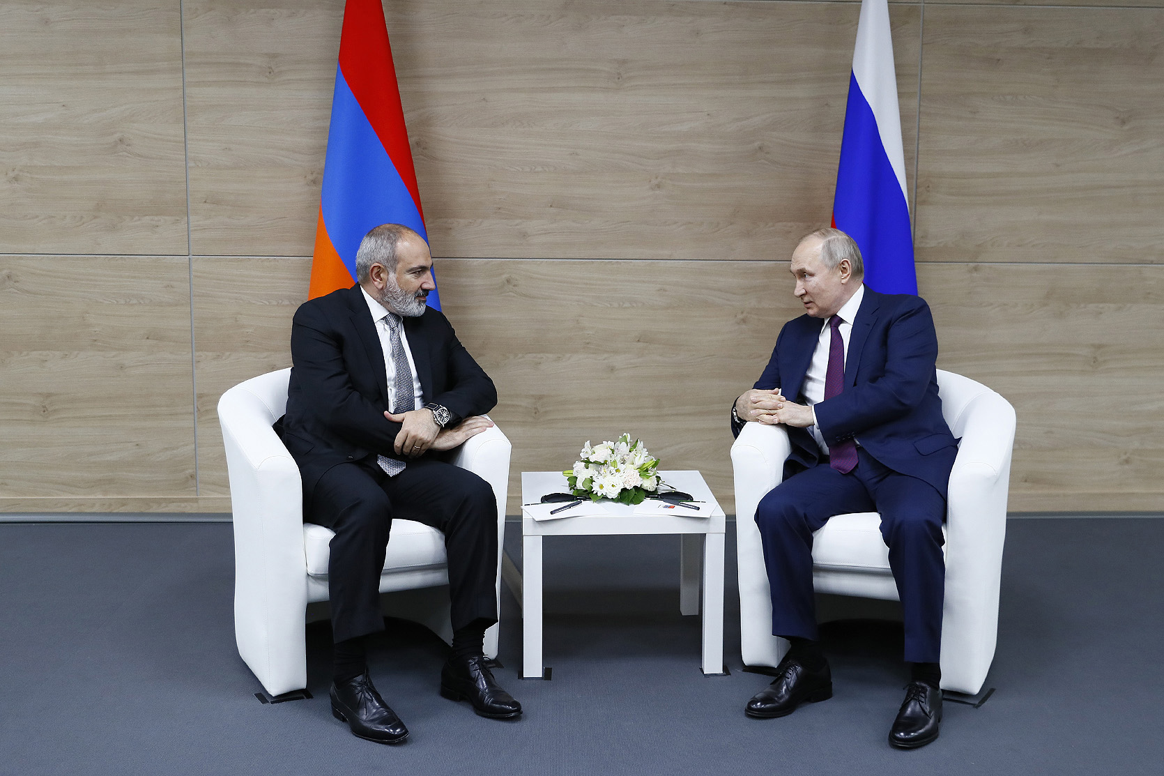 В Сочи состоялась встреча премьер-министра Республики Армения и президента Российской Федерации