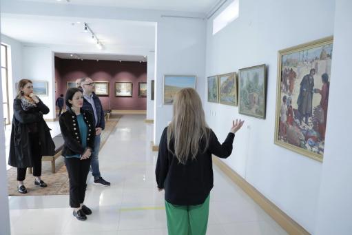 Ժաննա Անդրեասյանն այցելել է Դիլիջանի երկրագիտական թանգարան-պատկերասրահ