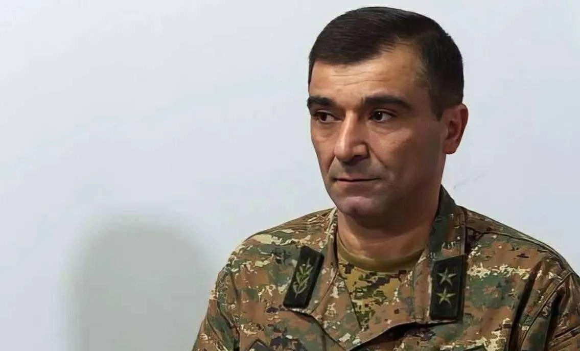 ՊԲ նախկին հրամանատար Միքայել Արզումանյանն ազատվել է տնային կալանքից. «Հրապարակ»