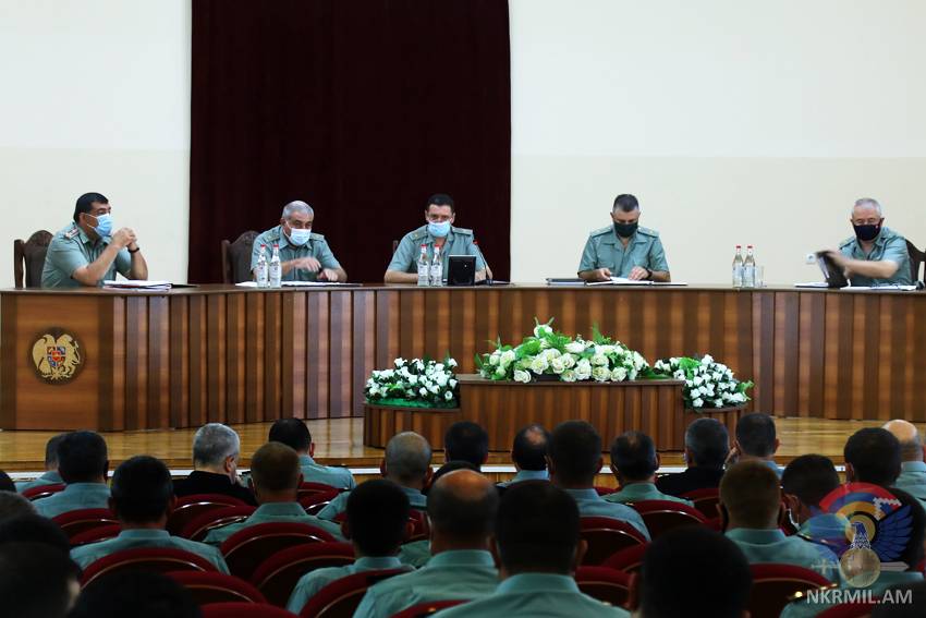 Արցախում անցկացվել է Պաշտպանության բանակի ռազմական խորհրդի նիստ