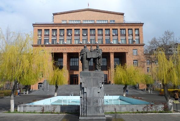 Ինչպես ԵՊՀ-ում և այլ բուհերում ունենալ անձնական ռեկտորներ. անհանգիստ են․ «Ժողովուրդ»