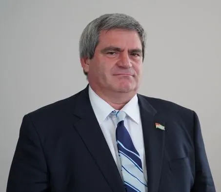 Աբխազիայում խորհրդարանի մոտ տեղի ունեցած հրաձգության հետևանքով պատգամավոր է մահացել