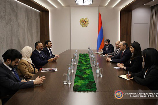 Արմեն Գրիգորյանը հանդիպել է ԱՄԷ նախագահի խորհրդականի հետ