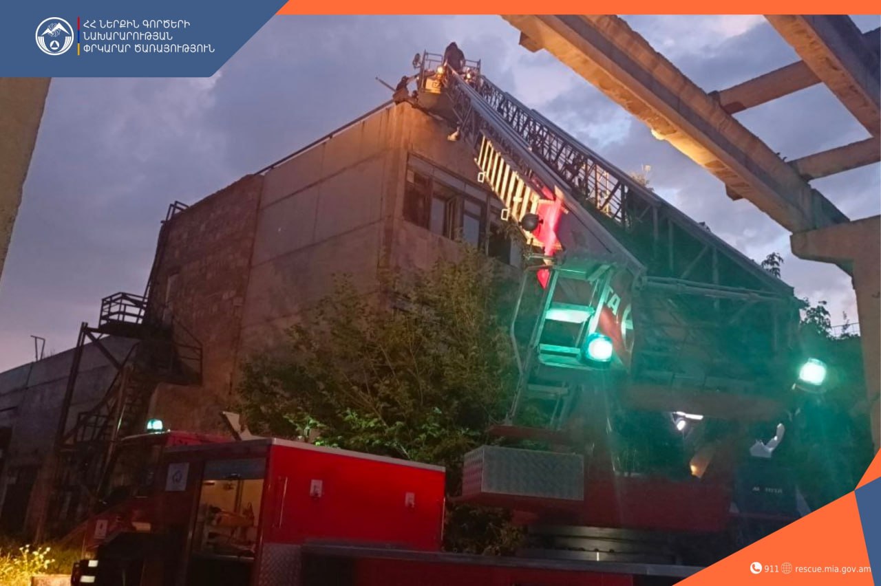 26–ամյա երիտասարդը սպառնացել է  ցած նետվել