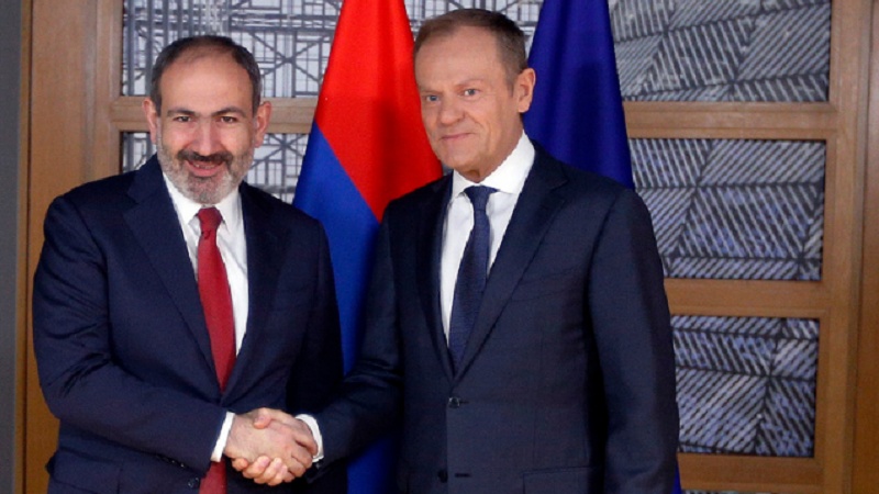 Փաշինյանը հանդիպեց ԵԺԿ նախագահ Դոնալդ Տուսկի հետ (տեսանյութ)
