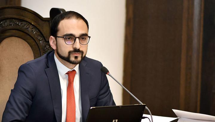 Այնտեղ որևէ բովանդակություն չկա․ Ավինյանը չցանկացավ մեկնաբանել Վանեցյան - իշխանություն բանավեճը