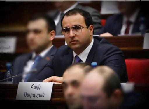 «Իմ քայլի» պատգամավորը «խառն» է. նա ինտենսիվ «երթեւեկ» է իրականացնում․ «Փաստ»