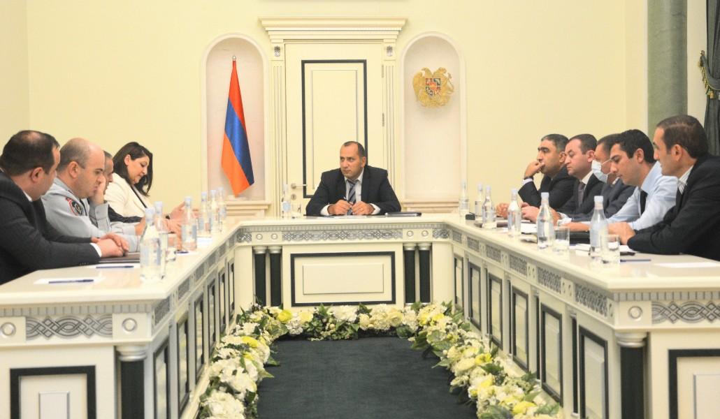 Քննարկվել են ճանապարհային երթևեկության կանոնների հանցավոր խախտումների աճի և դրա դեմ պայքարի խնդիրները